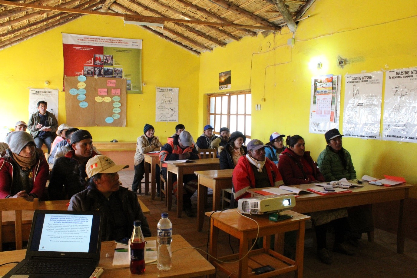 Desarrollo de clases en el CEDAT - DESCO